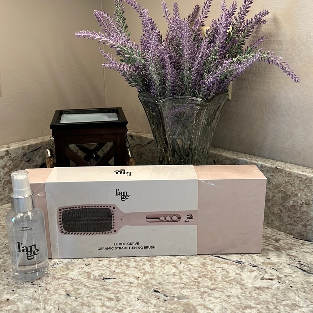 NEW L’ANGE LEVITE CURVE PINK Ceramic Straightening Brush LCD Temperature Display